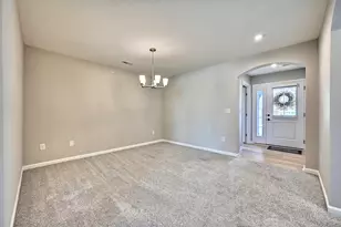 2501 Crosshill Dr, Crescent Springs, KY 41017 - Photo 6