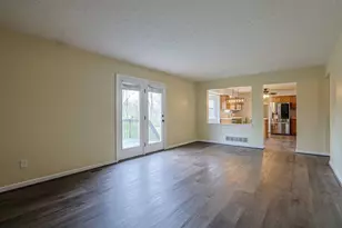 7351 Blackstone Dr, Florence, KY 41042 - Photo 14