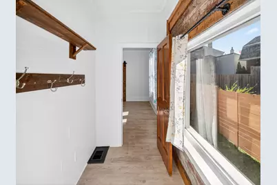 1037 Putnam Street, Newport, KY 41071 - Photo 2