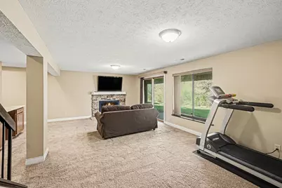 7002 Nob Hill Drive, Fort Thomas, KY 41075 - Photo 14