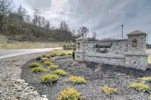 793 Fairbanks Ln, Newport, KY 41071 - Photo 1