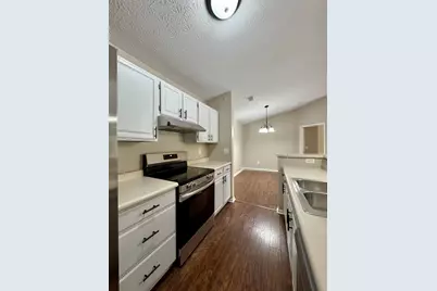 410 Lakeview Drive #11, Wilder, KY 41071 - Photo 12