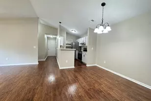 410 Lakeview Dr, Wilder, KY 41071 - Photo 10