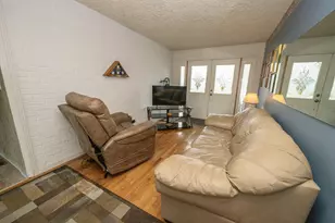 10242 Dublin Dr, Union, KY 41091 - Photo 8