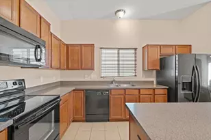 9521 Sapphire Ln, Union, KY 41091 - Photo 8