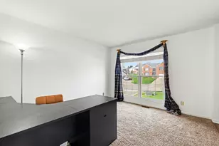 1822 Mountainview Ct, Florence, KY 41042 - Photo 4