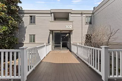 102 Winding Way #A, Covington, KY 41011 - Photo 2