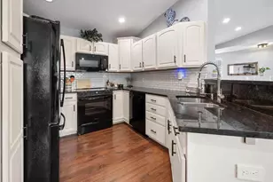 422 Breezewood Ct, Ludlow, KY 41016 - Photo 10