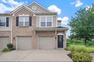 422 Breezewood Ct, Ludlow, KY 41016 - Photo 1