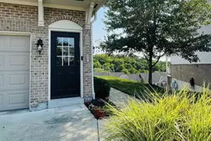 422 Breezewood Ct, Ludlow, KY 41016 - Photo 2