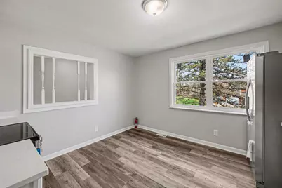 108 Berkley Drive, Florence, KY 41042 - Photo 6