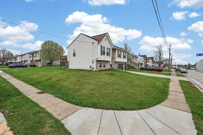 1490 Clovernook Drive, Elsmere, KY 41018 - Photo 2