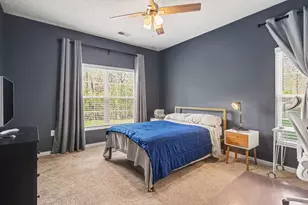 154 Saddlebrook Ln, Florence, KY 41042 - Photo 8