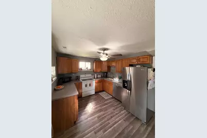 209 W 3rd Street, Silver Grove, KY 41085 - Photo 2