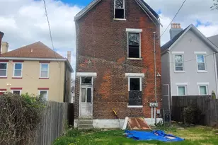 1717 Greenup St, Covington, KY 41011 - Photo 2