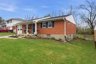 126 Honeysuckle Dr, Florence, KY 41042 - Photo 2
