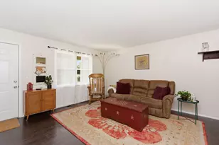 126 Honeysuckle Dr, Florence, KY 41042 - Photo 4