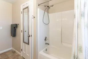 8431 Woodcreek Dr, Florence, KY 41042 - Photo 30