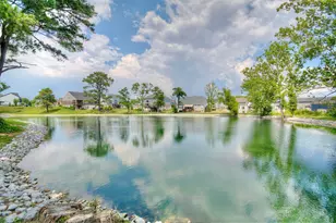 2474 Sierra Dr, Crescent Springs, KY 41017 - Photo 4