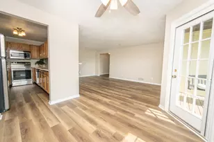 18 Highland Meadows Cir, Highland Heights, KY 41076 - Photo 4