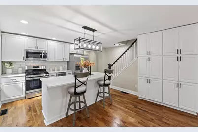 209 E 8th Street, Newport, KY 41071 - Photo 8