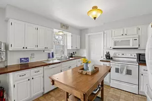 3765 Lisa Ln, Alexandria, KY 41001 - Photo 2