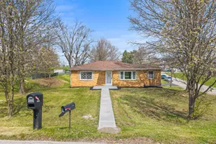 1002 Orchid Rd, Florence, KY 41042 - Photo 2