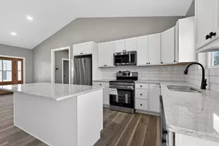 519 Humes Ridge Rd, Williamstown, KY 41097 - Photo 2