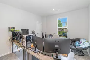 2554 Timberside Dr, Hebron, KY 41048 - Photo 16