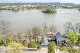 609 Hillandale Dr, Sanders, KY 41083 - Photo 1