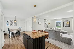 1697 Bingham Cir, Hebron, KY 41048 - Photo 8