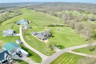 715 Heritage Dr, Sparta, KY 41086 - Photo 2