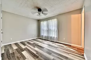 1305 Hands Pike, Covington, KY 41017 - Photo 12