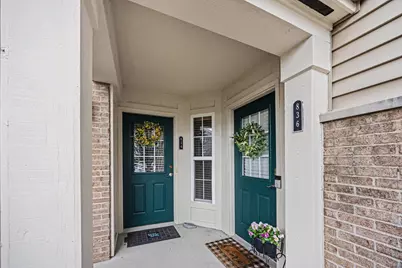 836 Flint Ridge, Newport, KY 41076 - Photo 2