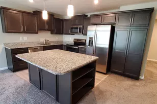 686 Daphne Wy, Crescent Springs, KY 41017 - Photo 4