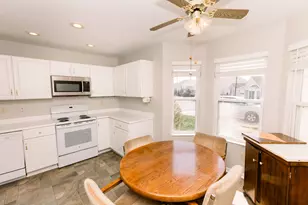 8453 Bridle Ct, Florence, KY 41042 - Photo 4