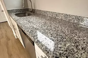 329 E 16th St, Covington, KY 41014 - Photo 6