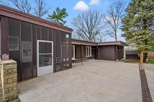 1031 Highland Ave, Fort Thomas, KY 41075 - Photo 2