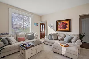 65 W Villa Pl, Fort Thomas, KY 41075 - Photo 4