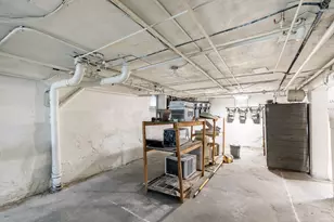 634 Greenup St, Covington, KY 41011 - Photo 44