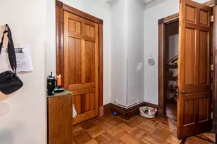 634 Greenup St, Covington, KY 41011 - Photo 8