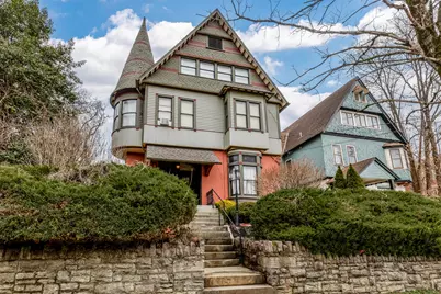 634 Greenup Street, Covington, KY 41011 - Photo 2