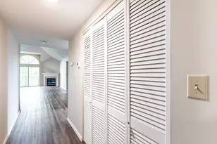 210 Ashley Dr, Alexandria, KY 41001 - Photo 2