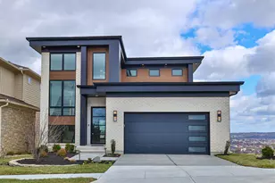 1164 Vistapointe Dr, Park Hills, KY 41011 - Photo 1