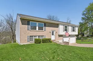 9897 Flagstone Dr, Independence, KY 41051 - Photo 2