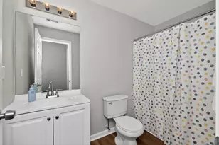 388 Marian Ln, Florence, KY 41042 - Photo 8