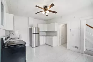 226 W 10th St, Newport, KY 41071 - Photo 4