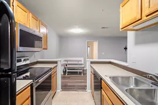 413 Poinsetta Ct, Florence, KY 41042 - Photo 14