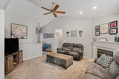 7513 Roxbury Court, Florence, KY 41042 - Photo 4