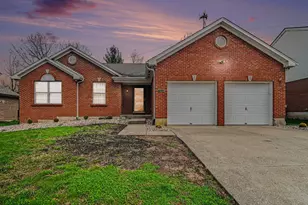 7513 Roxbury Ct, Florence, KY 41042 - Photo 2